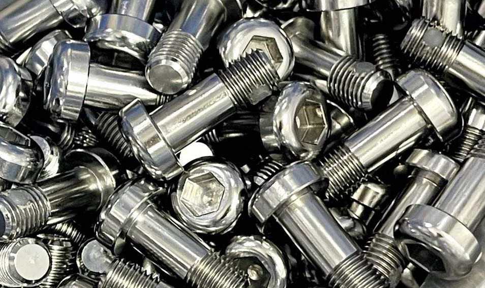 Bushing bolt (BBLT).